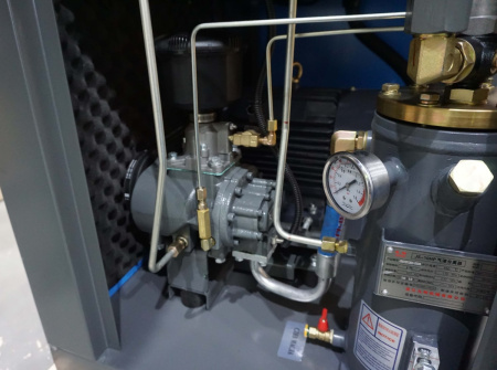 Винтовой компрессор Xeleron Z75A 7 бар